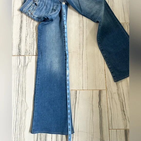 7 For All Mankind Dojo Tailorless Bootcut Flare Jean w/ Embroidered Back Pockets - Picture 14 of 16